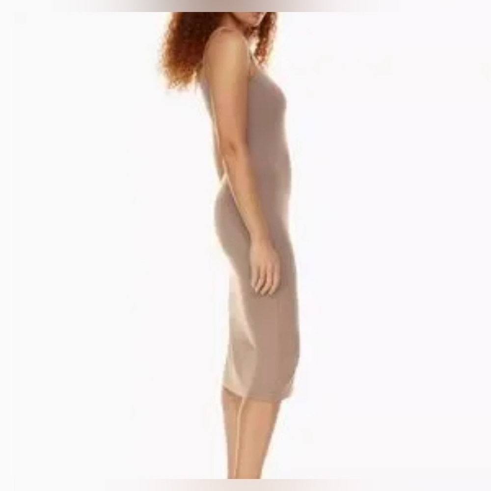 BABATON Sz XS Tan Sleeveless Bodycon Over the Knee Dress Razor Back NEW WITH TAG